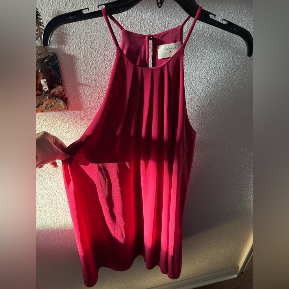 Everly women’s small Elegant dark pink halter dress. Super flowy and classic.